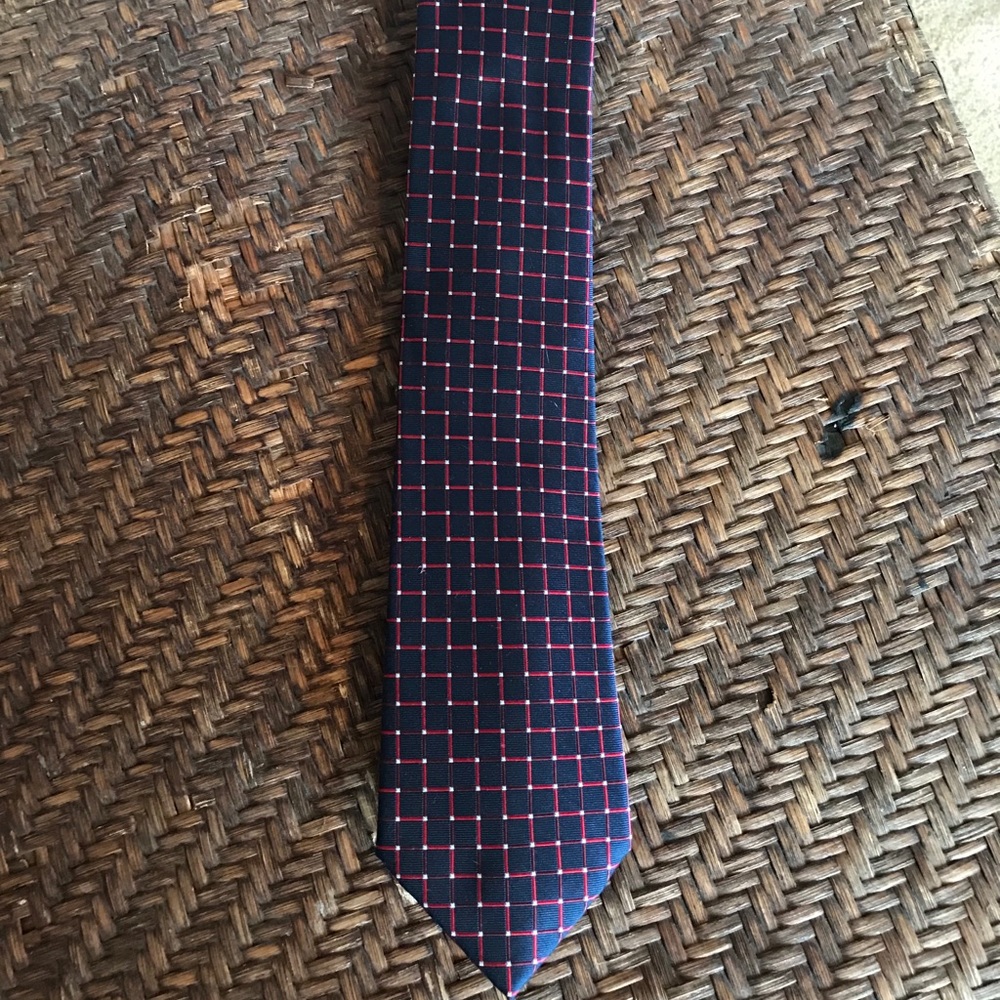 Izod Tie